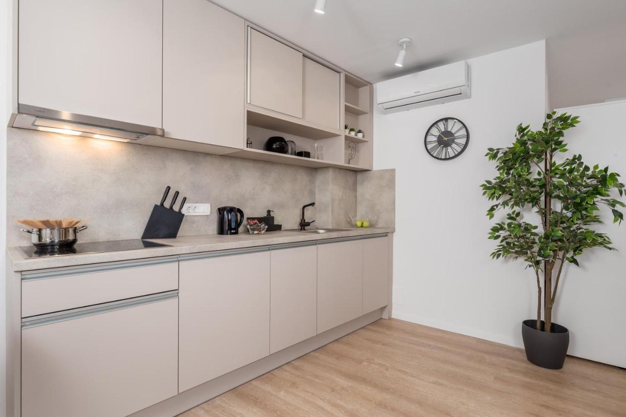 Apartments Penkala Rijeka Exterior photo